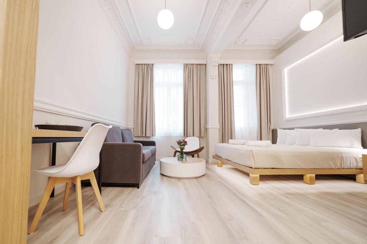 Agora Athens Suites エクステリア 写真